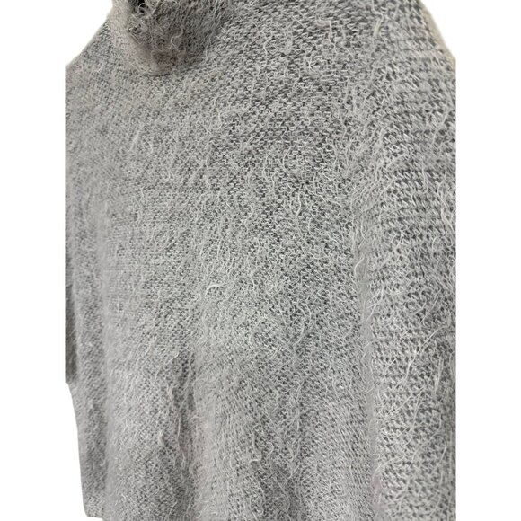 Stradivarius Cropped Dolman Sleeve Mock Neck Gray “Hairy” Sweater Size Medium - Picture 5 of 9